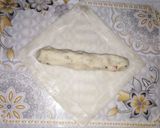 A picture of step 3 of Cream potato roll.