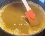 Foto del paso 6 de la receta: Tiburones con langostinos en su salsa