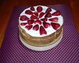 Foto del paso 9 de la receta: Torta de frutillas con manjar y crema chantilly