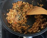 A picture of step 5 of Kimchi fried rice (Pork).