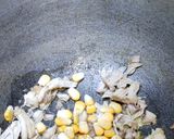 চিকেন সুইট কর্ন স্যুপ (chicken sweet corn recipe in Bengali) রেসিপির ধাপ 3 ছবি