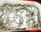 Foto del paso 3 de la receta: Salchichas, champiñones, puré y espinacas
