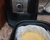 Foto langkah ke 4 dari resep Burnt Cheese Cake.