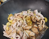 午餐便當 #11 (醬瓜洋蔥燒肉)的食譜步驟6照片