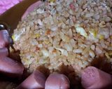 Foto langkah ke 8 dari resep Nasi goreng telur sosis istimewa😘.