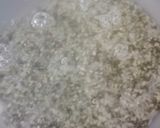 A picture of step 1 of Spinach khichdi.