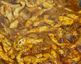 Foto del paso 5 de la receta: Arroz con pasta de curry amarillo y pollo