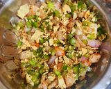 A picture of step 4 of Capsicum Papad Paratha.