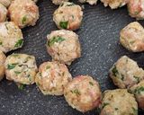 Olasz paradicsomos húsgolyó spagettivel recept fázis 6 fotója