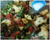 A picture of step 6 of Vegetables Pulao.