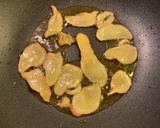 A picture of step 3 of 3 cups chicken (三杯雞).