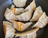 Foto del paso 7 de la receta: Gyozas o empanadas chinas