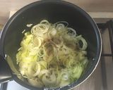 Póréhagyma mártás recept fázis 2 fotója