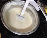 A picture of step 8 of Eggless: No-Bake & No-Gelatin Mango Cheesecake.