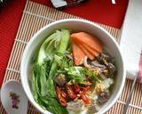 Foto langkah ke 7 dari resep BEEF UDON Soup.