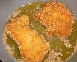 A picture of step 1 of Japanese Curry Katsu (Pork Cutlet Curry Rice).