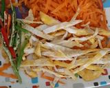 A picture of step 3 of Rice Noodles with Crunchy Veg and Chicken.