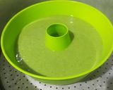 Foto langkah ke 7 dari resep 1041. Bolu Pisang Pandan Kukus.