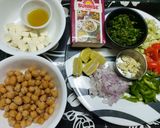 A picture of step 1 of Paneer and Chickpea Salad.