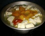 Foto langkah ke 6 dari resep Sop Sayur Sosis.