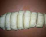 A picture of step 10 of Mini notless doughnut.