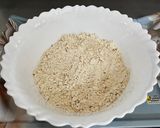 A picture of step 3 of Jowar Lauki (Bottlegourd) Thalipith.