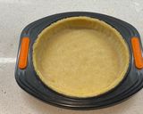 A picture of step 3 of Broccoli and cheese quiche.
