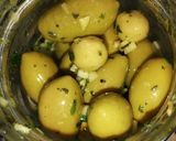 Une image de l'étape 1 de Olives marinées.