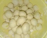 Foto langkah ke 4 dari resep Pentol kentang goreng ala jajanan SD.