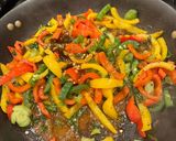 A picture of step 4 of Chicken and Thai Noodles.