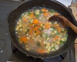 Foto langkah ke 6 dari resep Sop Soun Jagung Wortel.