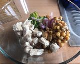 Foto del paso 3 de la receta: Ensalada Brócoli, Pollo, Queso, pan
