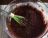 Foto langkah ke 5 dari resep Brownies Fudgy & Shiny Crust | tanpa mixer hanya 2 telur.