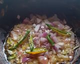 রুই মাছের বাটি চচ্চড়ি(Ruhi Macher Bati Chorchori recipe in bengali) রেসিপি ধাপ - 3 ছবি