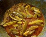 A picture of step 4 of Khatti methi chutney.