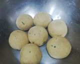 A picture of step 2 of Aloo Palak Puri with Chana Masala jhor.