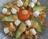 Foto del paso 12 de la receta: Ensalada de quinoa, caqui, aguacate y queso brie