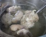 Hình bước làm 1 của món Canh giò heo hầm khoai tây cà rốt