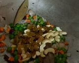 গ্রীন পিস পোলাও (Green peas pulao recipe in Bengali) রেসিপির ধাপ 2 ছবি