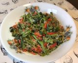 Une image de l'étape 15 de Cima di rapa aux anchois, poivron rouge et pecorino.
