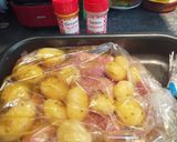 Foto del paso 17 de la receta: Filetes de contramuslo de pavo con papas al horno