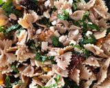 Foto del paso 7 de la receta: Ensalada con pasta farfalle integral, tomates secos, queso feta y más 😉💓
