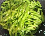 Foto langkah ke 1 dari resep Tumis Buncis Pedas Manis.