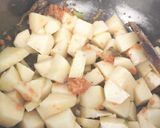 Foto del passaggio 1 della ricetta Trippa al sugo con patate