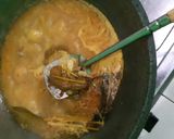 Foto langkah ke 3 dari resep Sayur asem goreng (sayur asem betawi daging sapi).
