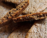 Foto del paso 4 de la receta: Galletitas de chocolate, miel y jengibre