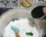 Foto langkah ke 2 dari resep Kue Putu dengan Cetakan.