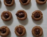 Foto langkah ke 8 dari resep Thumbprint Cookies Mocaf Gluten Free.