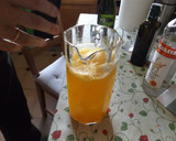 Foto del paso 2 de la receta: Agua de Valencia con fresas