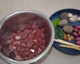Foto langkah ke 1 dari resep Rawon Devina Hermawan.